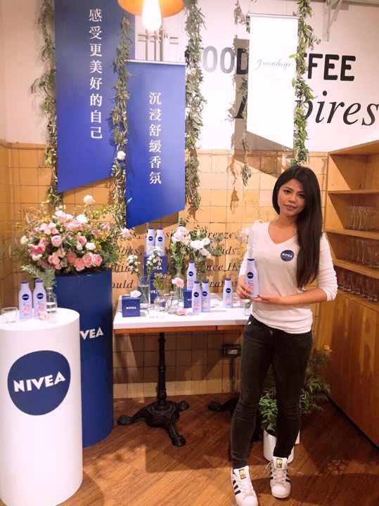 True Massage 擔任妮維雅NIVEA乳液品牌活動按摩師